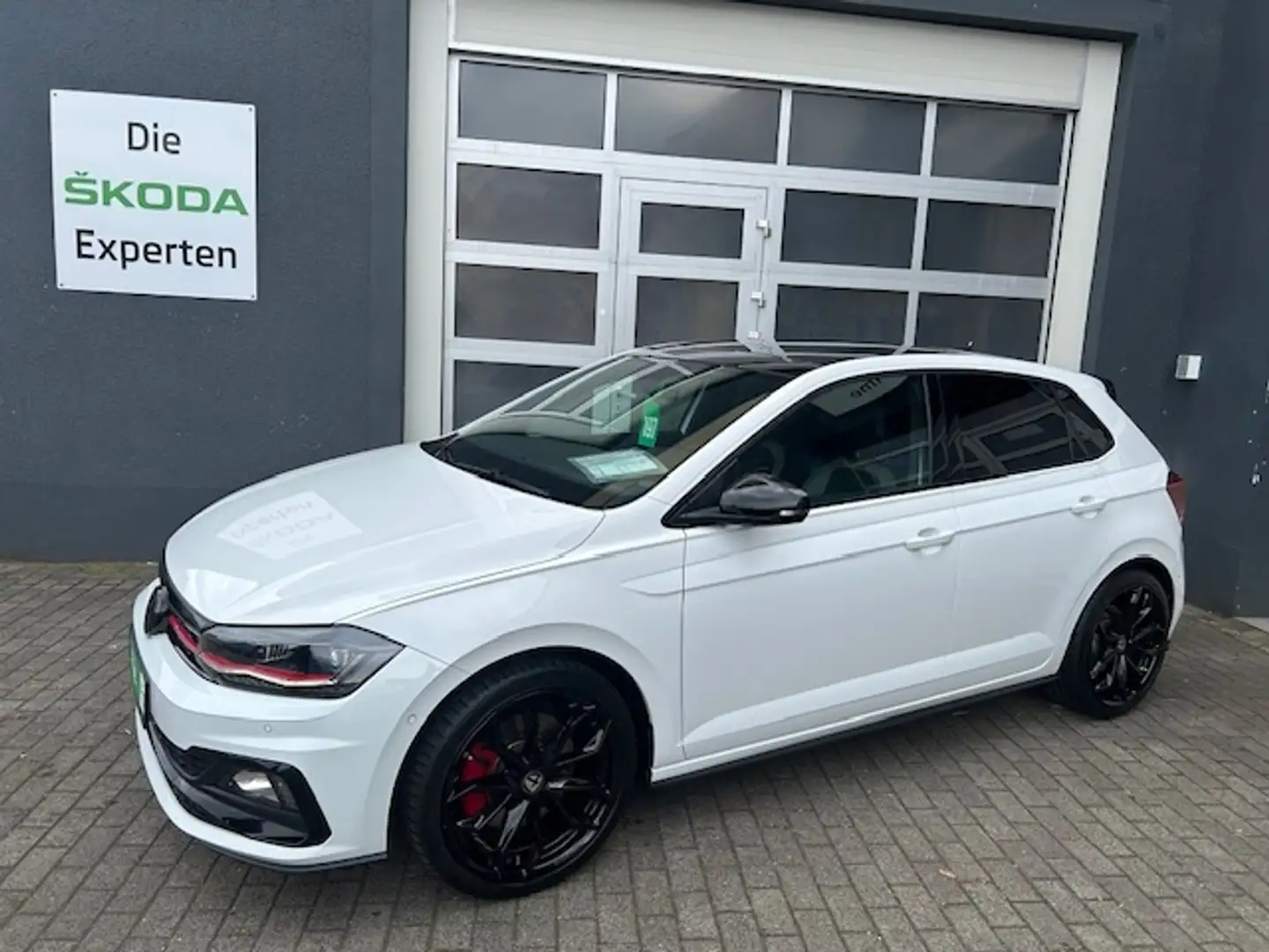 Volkswagen Polo GTI 2.0 TSI 147kW PANODACH;KAMERA;;NAV;ACC White - 2