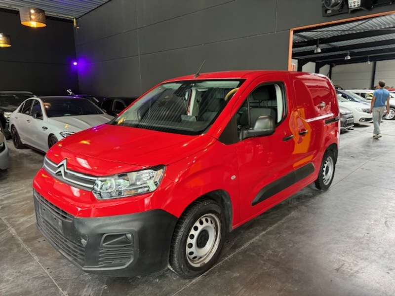 Citroen Berlingo 1.2 - UTILITAIRE - AUTOMATIQUE -  MULTI CAMERA — photo 4