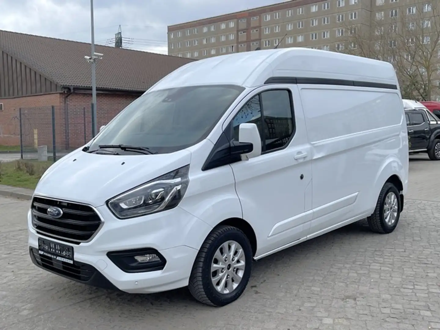 Ford Transit Custom 2.0 TDCI H2L2 *Webasto*AHK*RFK* Weiß - 1