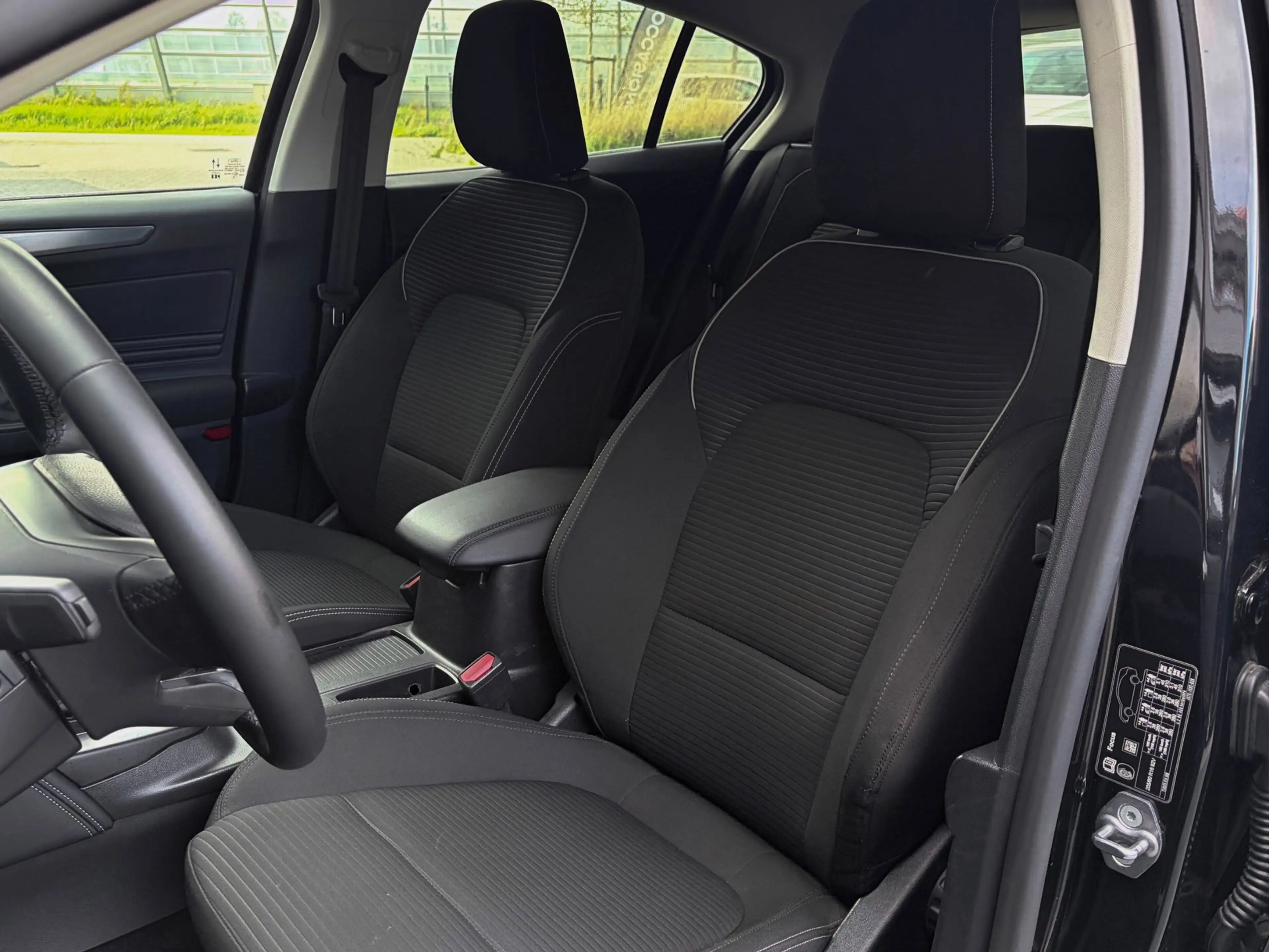 Ford Focus 1.0 EcoBoost Hybrid Titanium X |Automaat|Camera|Gr — photo 7
