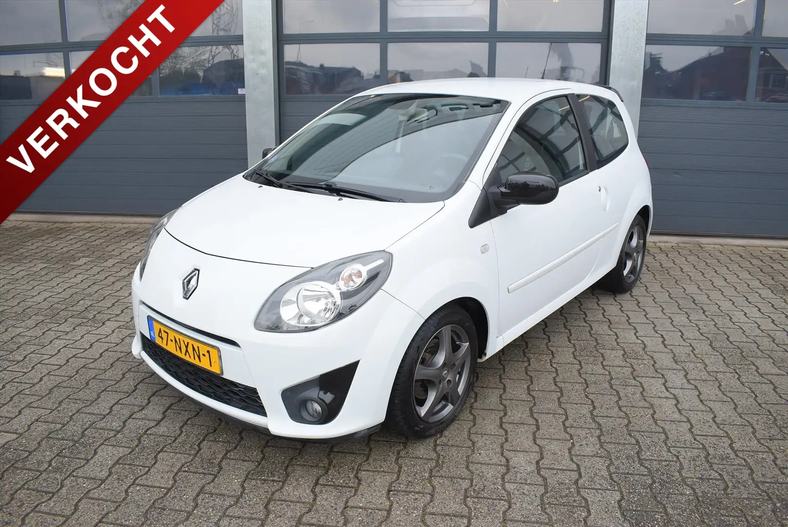 Renault Twingo 1.2 16V 75pk Dynamique Wit - 1