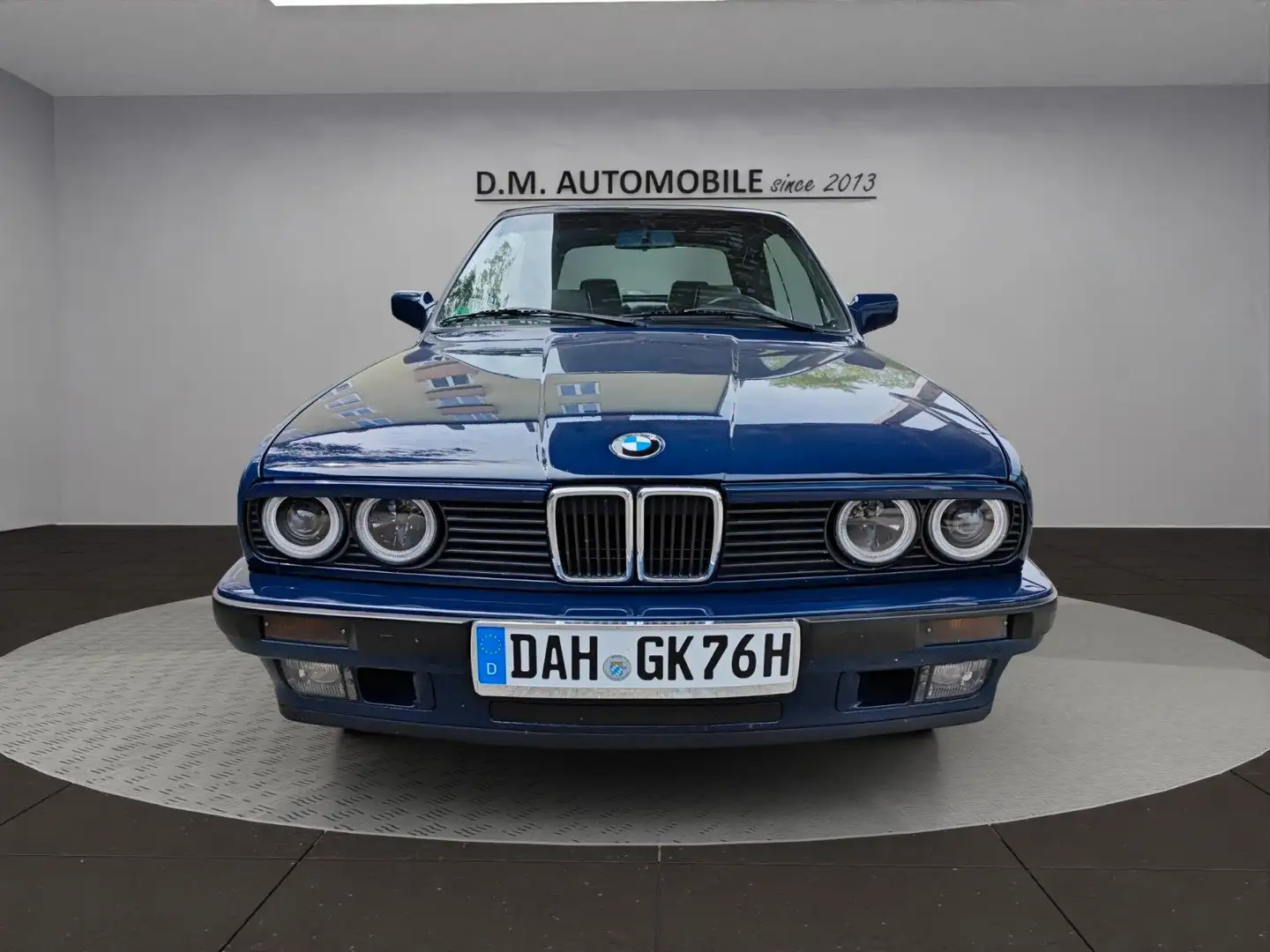 BMW 320 i Cabrio Leder SHZ H-Zulassung Liebhaberstück Azul - 2