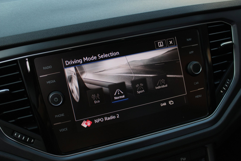 Volkswagen T-Roc Cabrio 1.5 TSI 3x R-Line | Virtual dashboard | Bea — photo 46