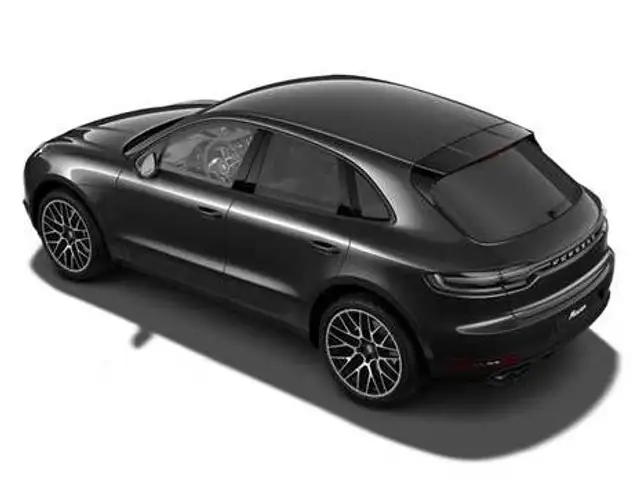 Porsche Macan view 4