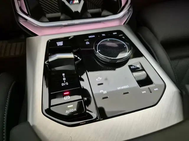 BMW X3 view 12