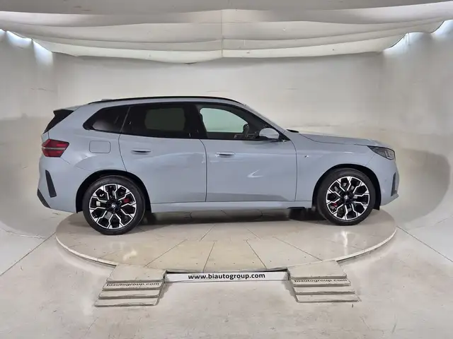BMW X3 view 6