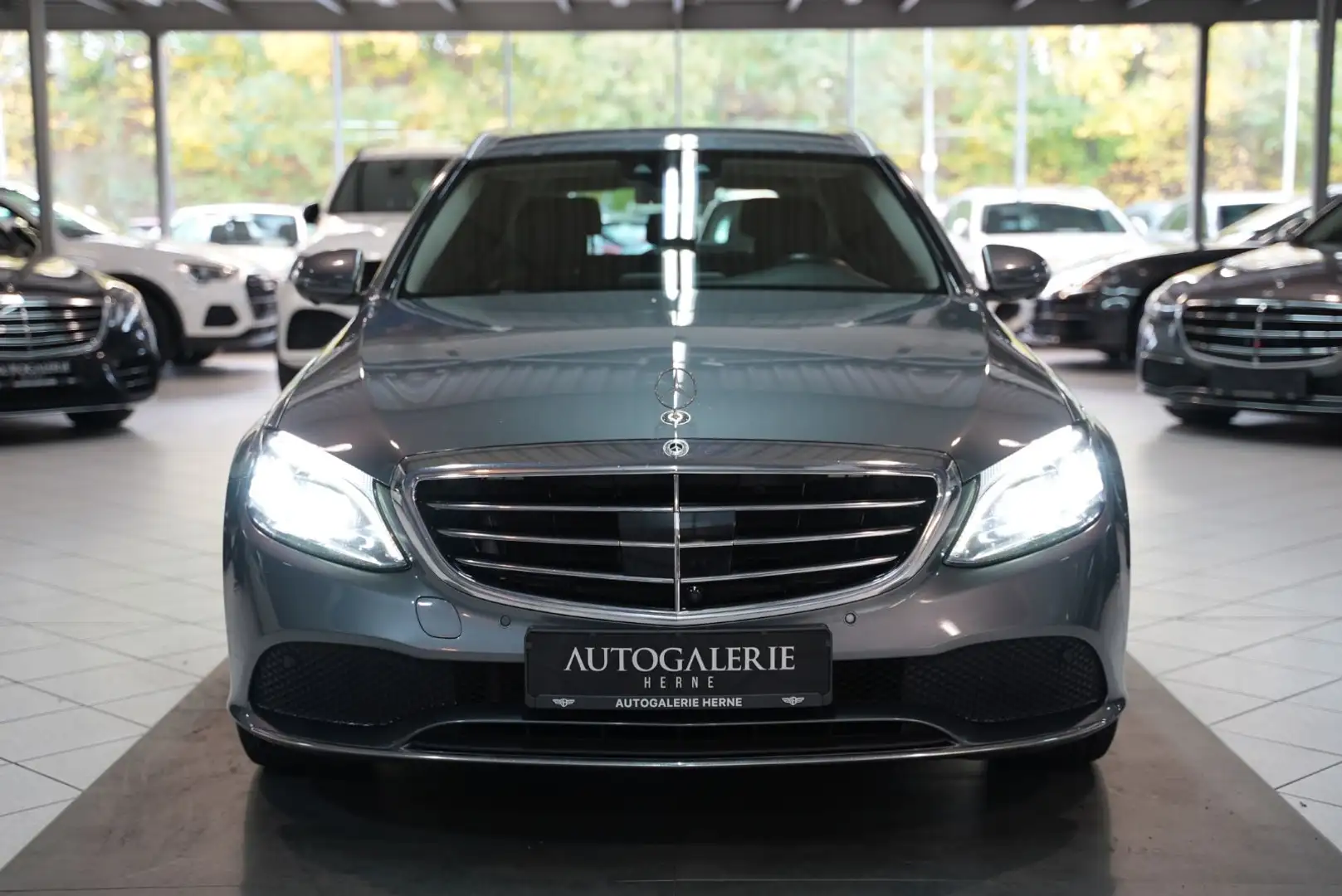 Mercedes-Benz C 220 T d Exclusive*LED*DISTR*360*AHK*WIDESCREEN Grau - 2