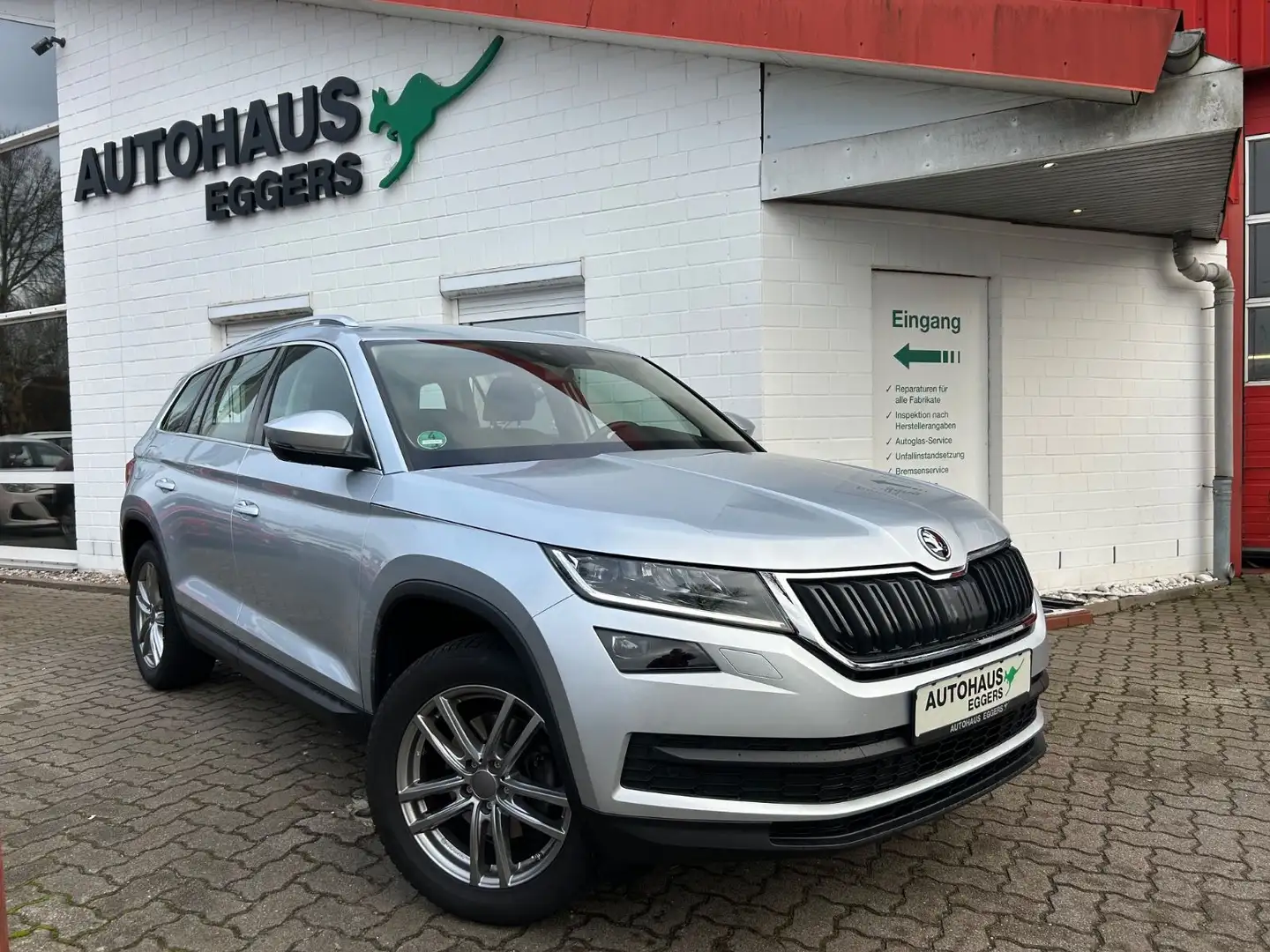 Skoda Kodiaq Style/AUT/AHK/SHZ/ACC/S+W/KAM/APPLE CP Silber - 1