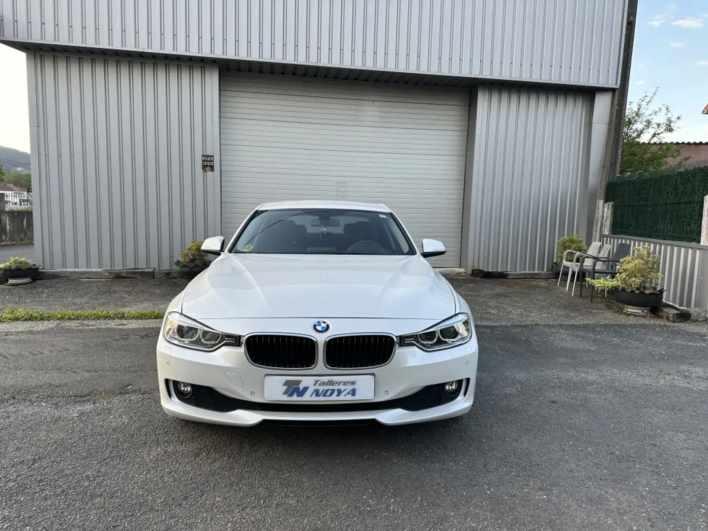 BMW 320 320d EfficientDynamics Edition Blanc - 2