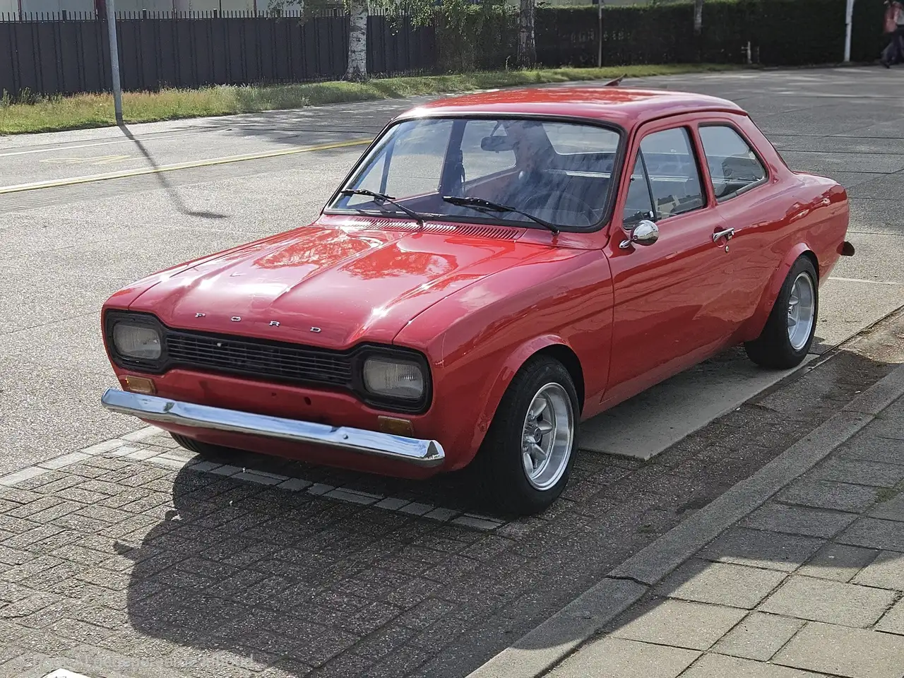 Ford Escort 1300 GT 2.0 pinto 140HP rear diskbrake, foto 2