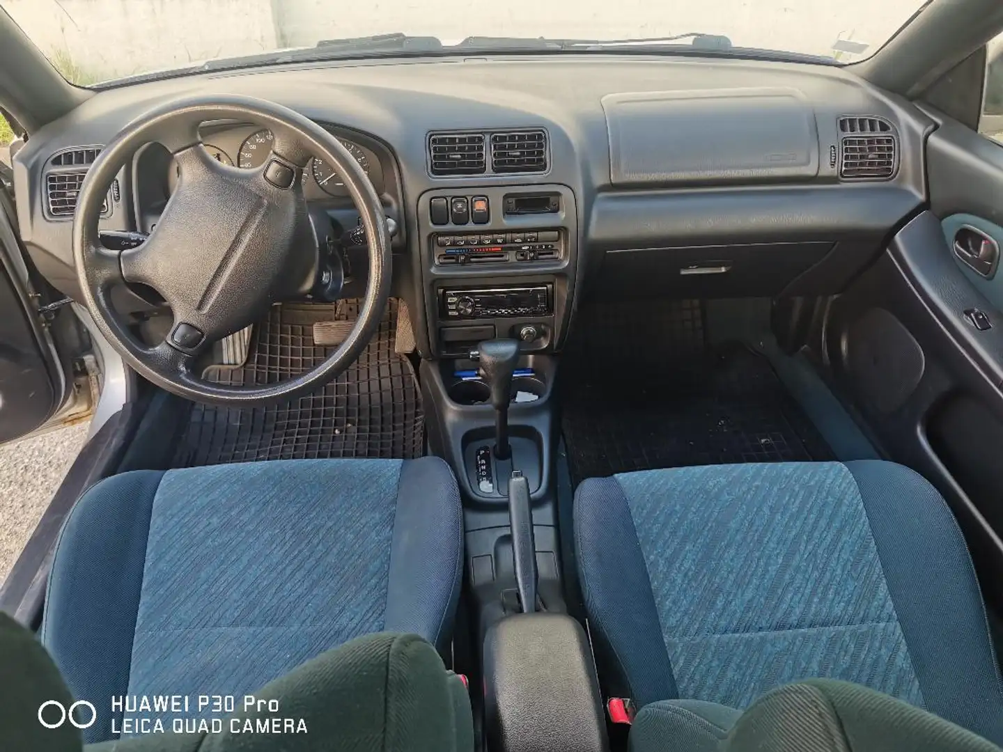 Mazda 323 1.8 Automatique - 2