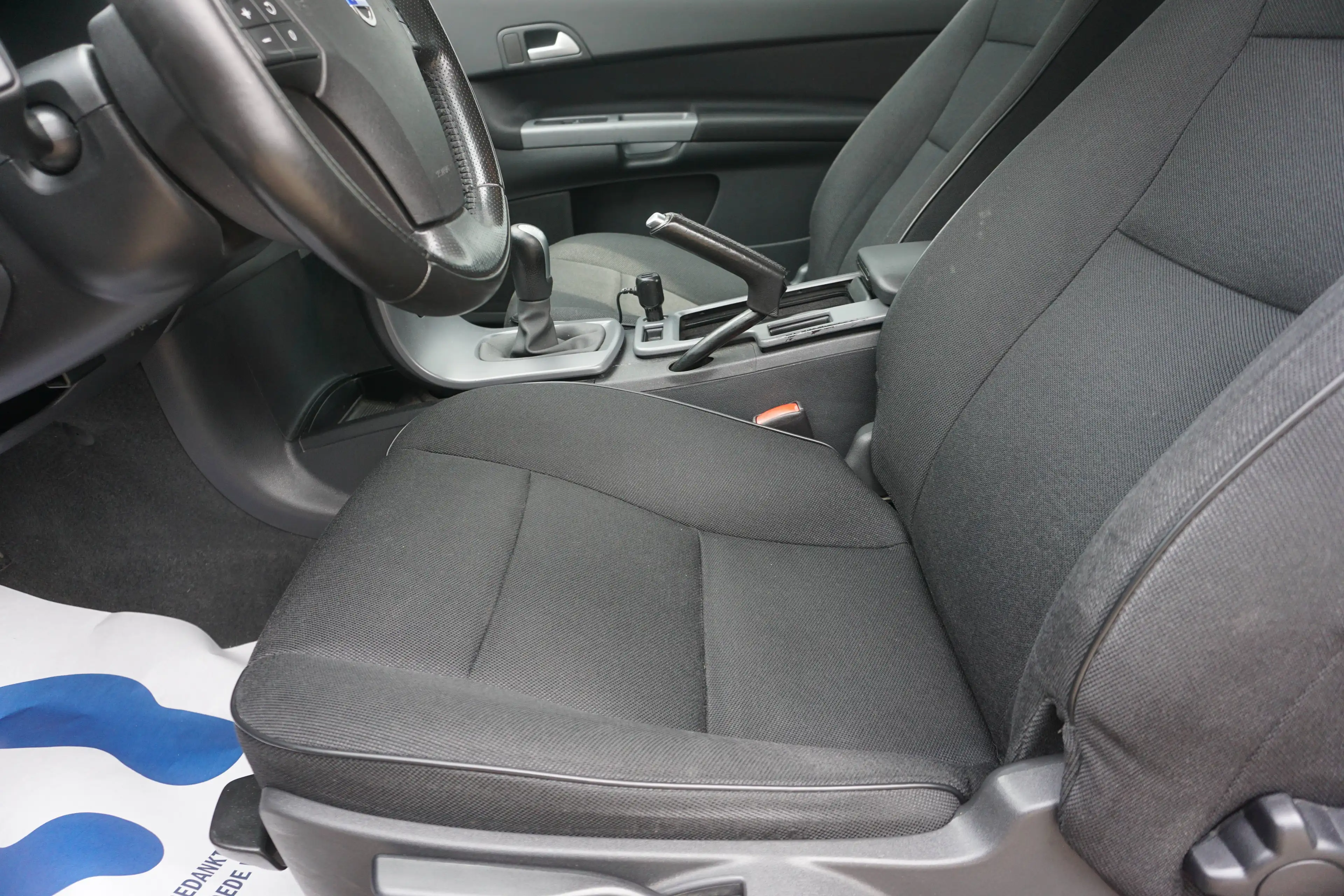 Volvo C30 C30 1.6i Kinetic Benzine-Airco-PDC-Garantie — photo 7