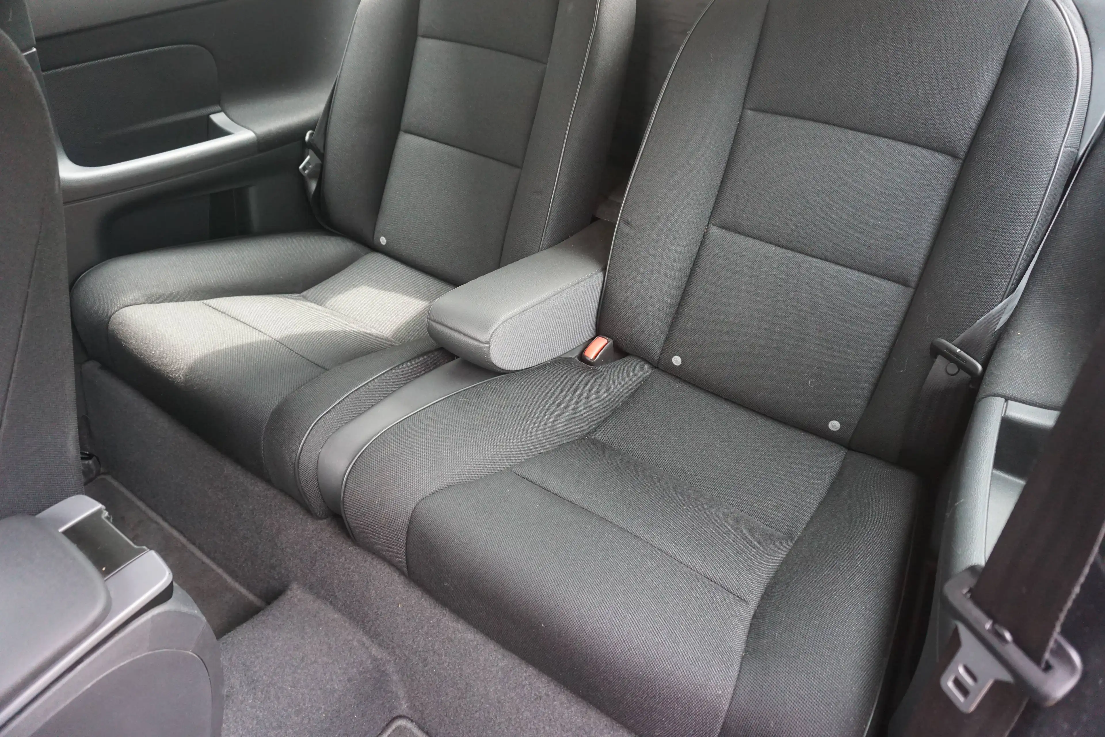 Volvo C30 C30 1.6i Kinetic Benzine-Airco-PDC-Garantie — photo 9
