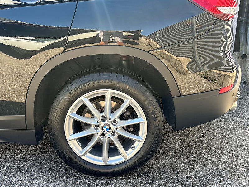 BMW X1 sDrive16d Aut.LEDER/HEADUP/LED/AHK/RÜ.KAM/ALARM... — photo 11