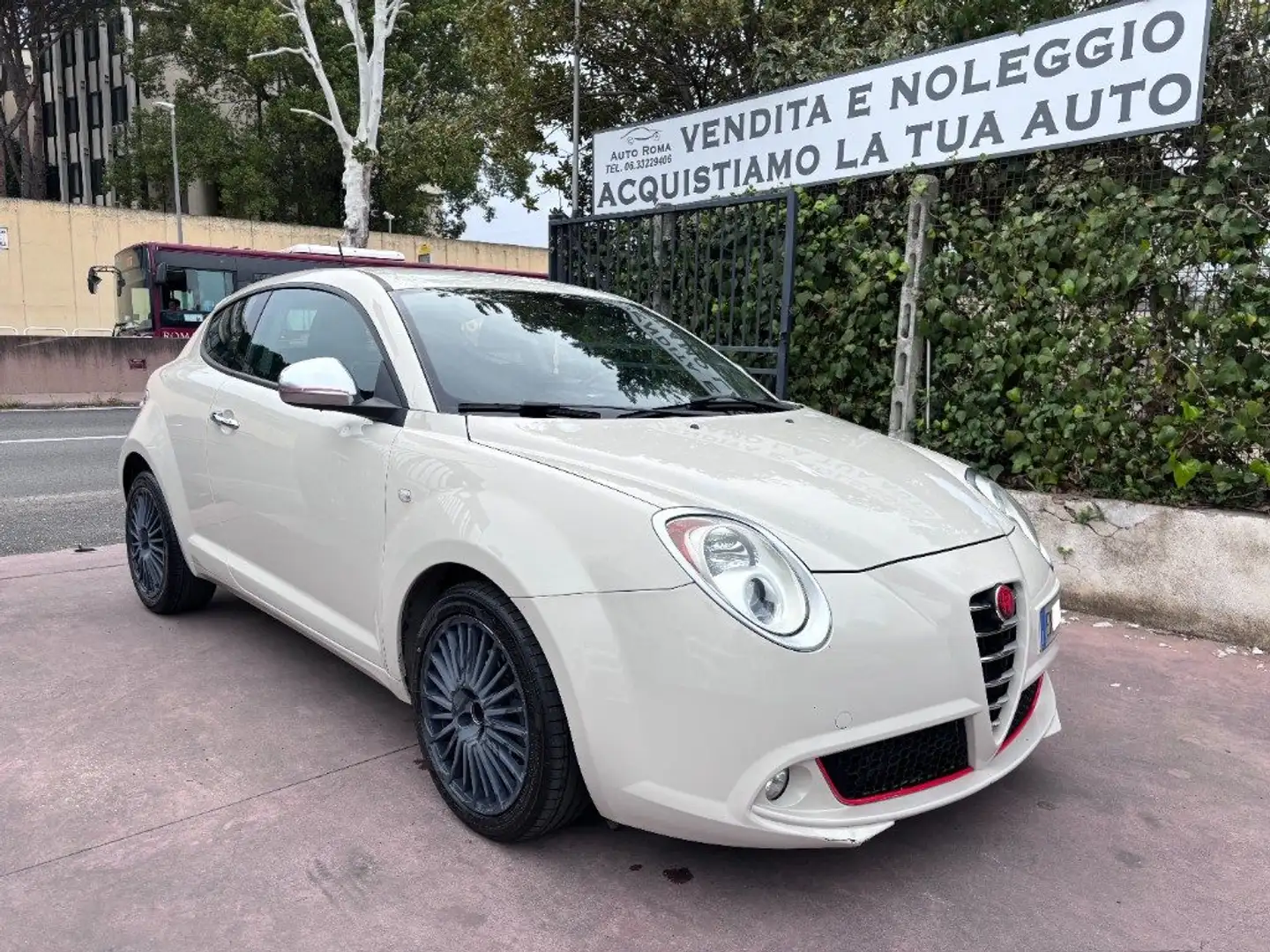 Alfa Romeo MiTo 1.3 JTD Distinctive Fehér - 1