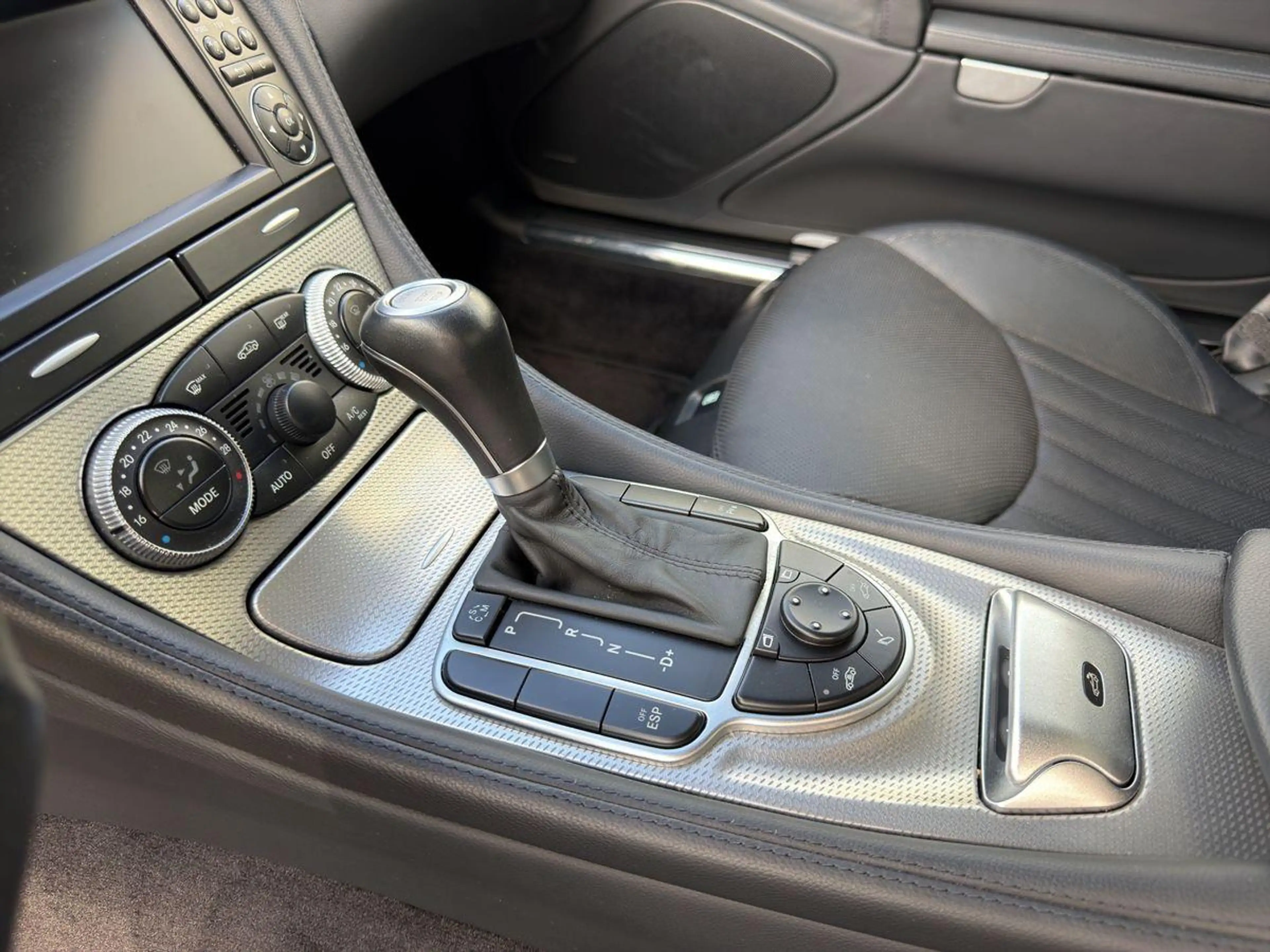 Mercedes-Benz SL 350 Sitz-Klima Memory Leder ILS ASC KeylessGo — photo 13