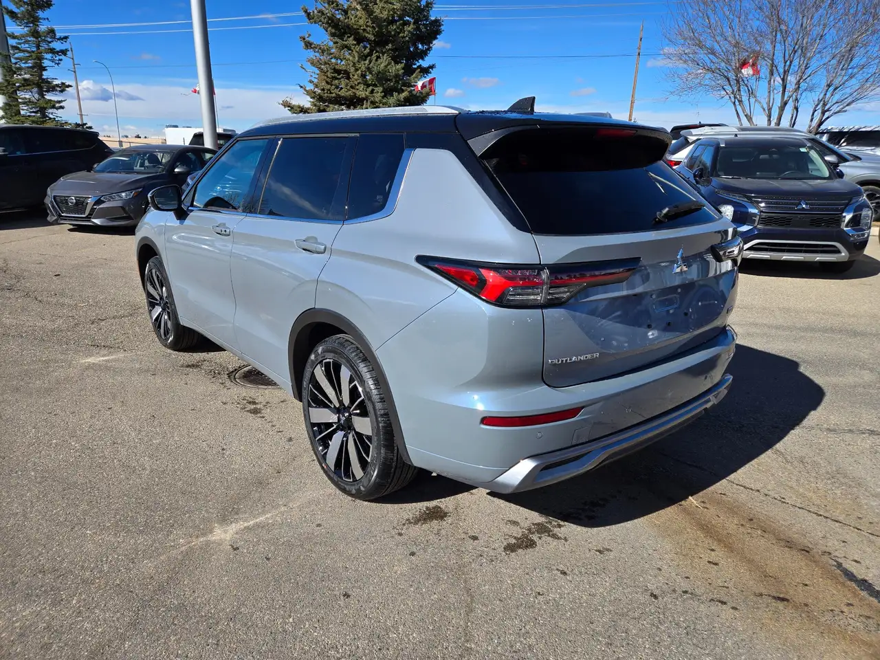 Mitsubishi Outlander снимка Mitsubishi Outlander