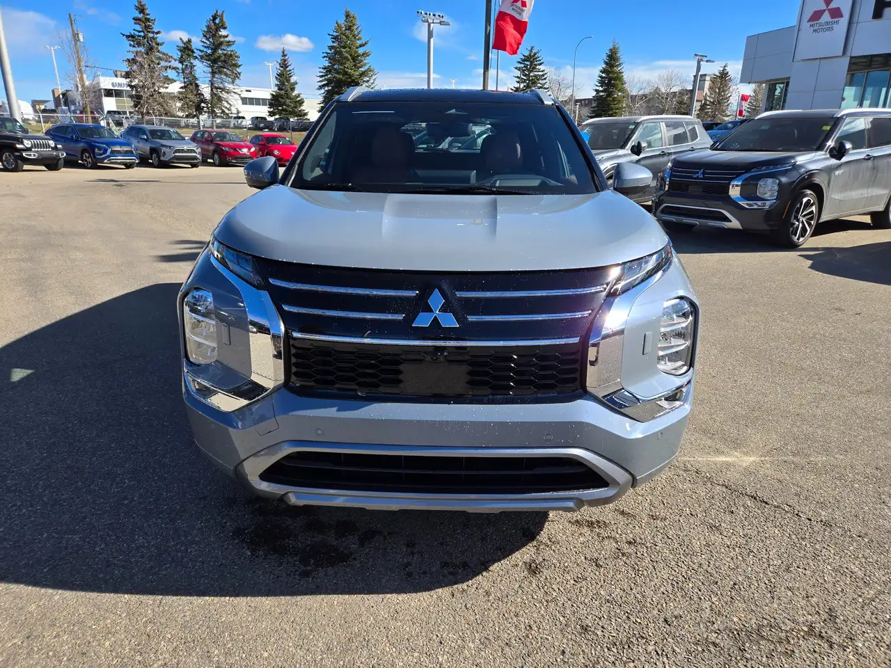 Mitsubishi Outlander снимка Mitsubishi Outlander
