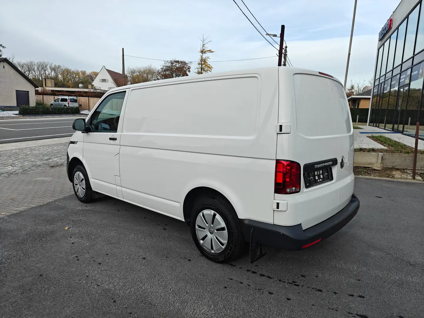 Volkswagen Transporter 2.0 TDi SCR BMT (EU6d) Wit - 2