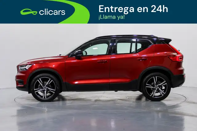 Volvo XC40 view 8