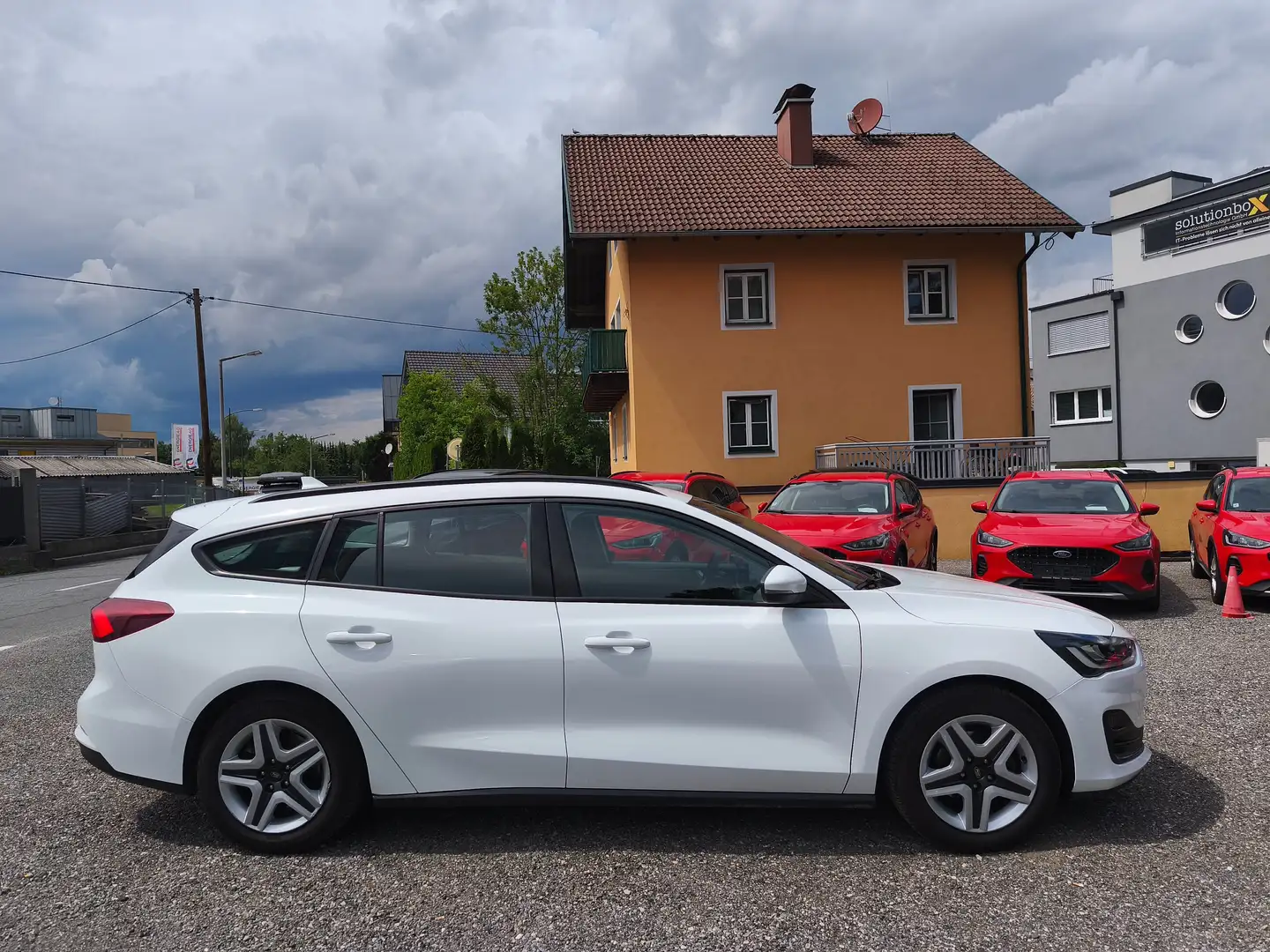 Ford Focus 1,5L EcoBlue 120PS,* Neues Modell** Weiß - 1