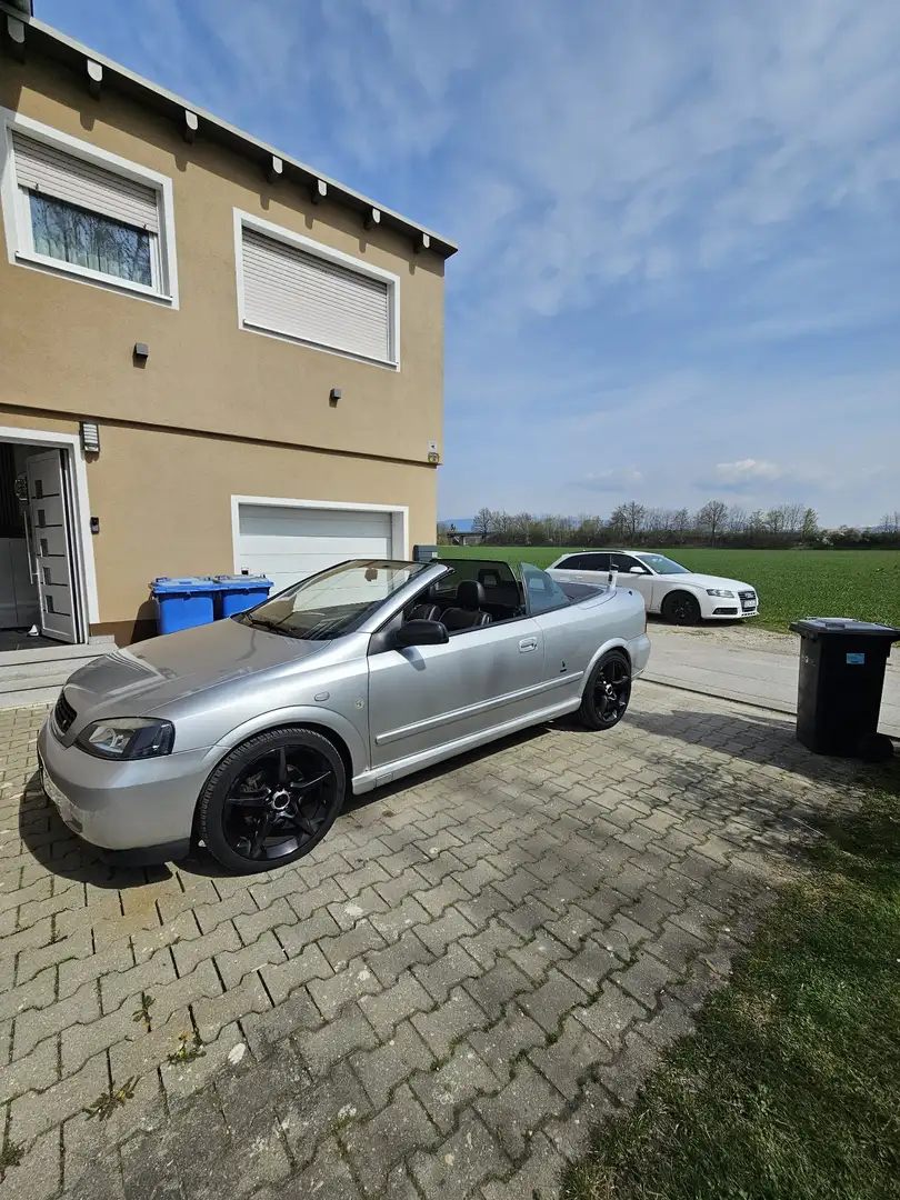 Opel Astra Cabrio 2.2 16V - 2