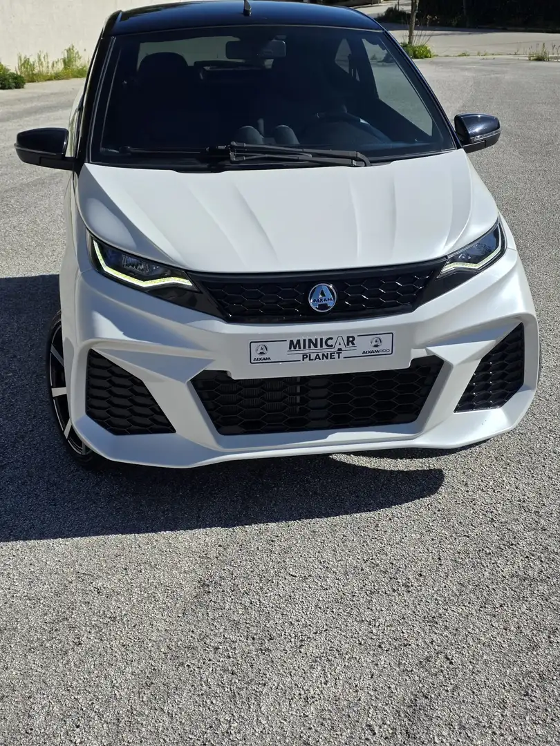 Aixam GTI Auto Full optional, Incluso di 2 set pneumatici. Weiß - 2