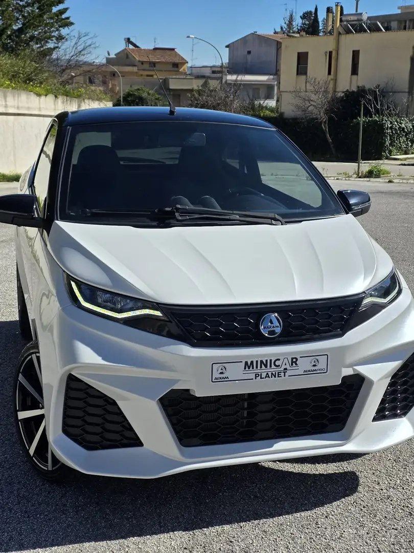 Aixam GTI Auto Full optional, Incluso di 2 set pneumatici. Weiß - 1