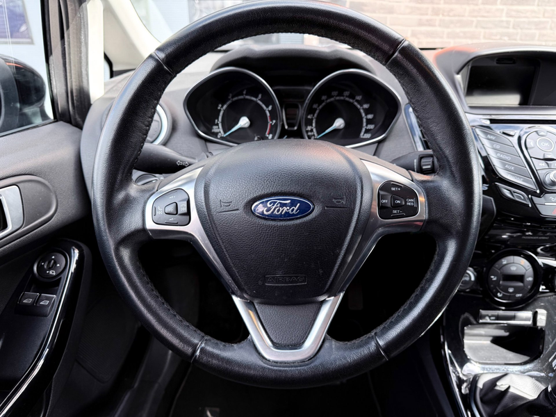 Ford Fiesta 1.0 EcoBoost Titanium 2015|Camera|Cruise|PDC|VOLL — photo 15