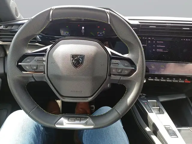Peugeot 308 view 13
