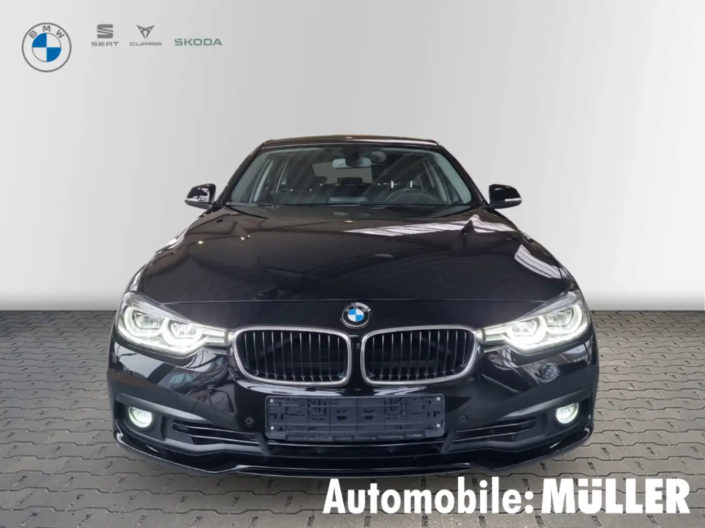 BMW 320 Advantage i xDrive Touring LED El. Heckklappe Mehr Schwarz - 2