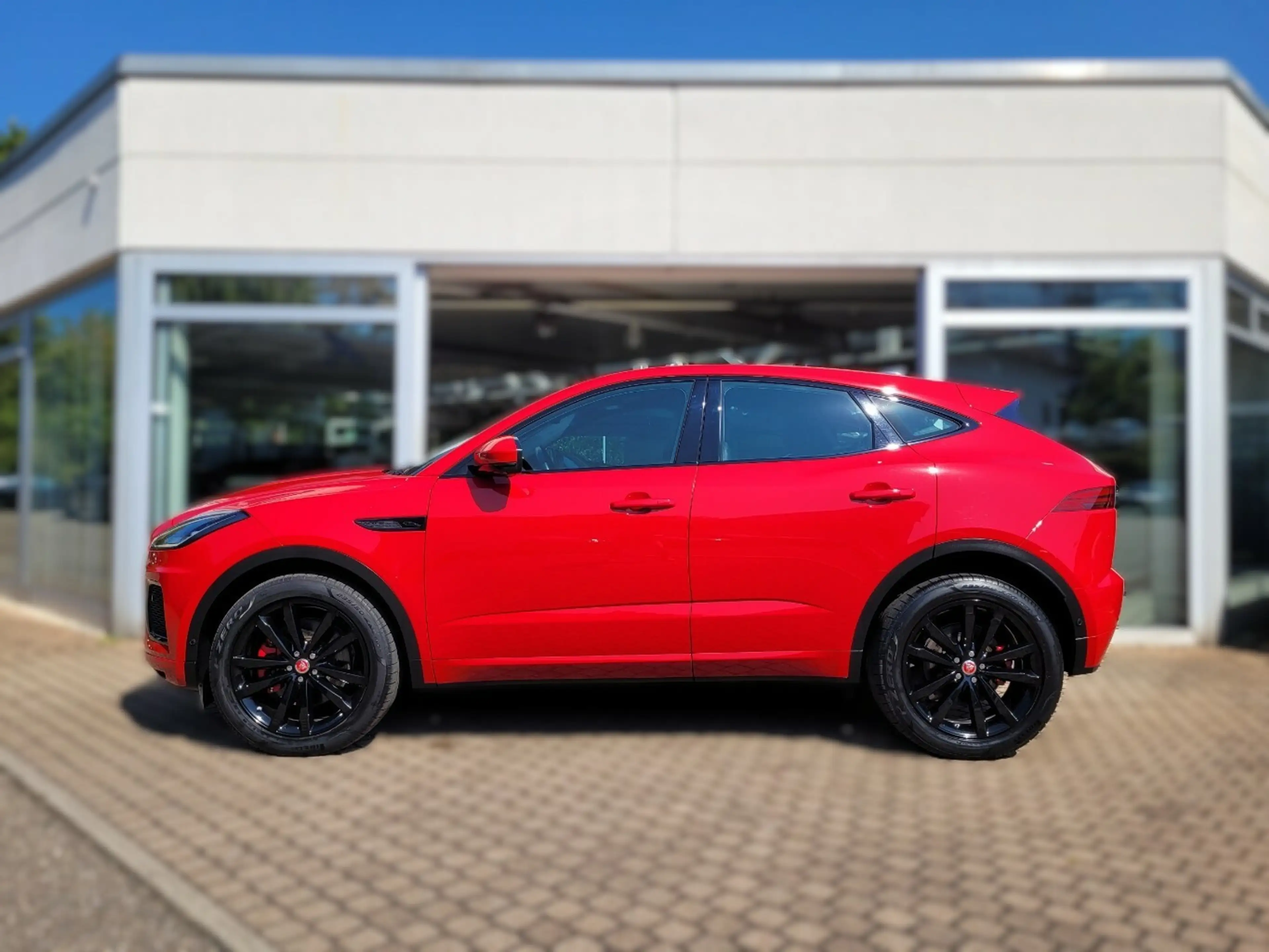 Jaguar E-Pace P250 R-Dynamic S AWD*Standheizung*360°Kamera* — photo 2
