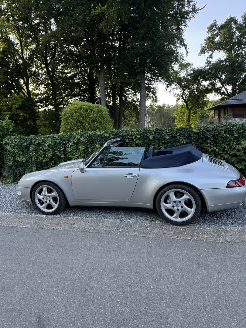 Porsche 993 cabriolet - carrera 4, boite manuel Argent - 2