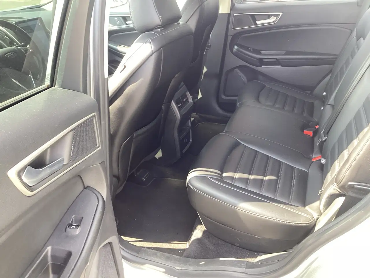 Ford Edge снимка Ford Edge