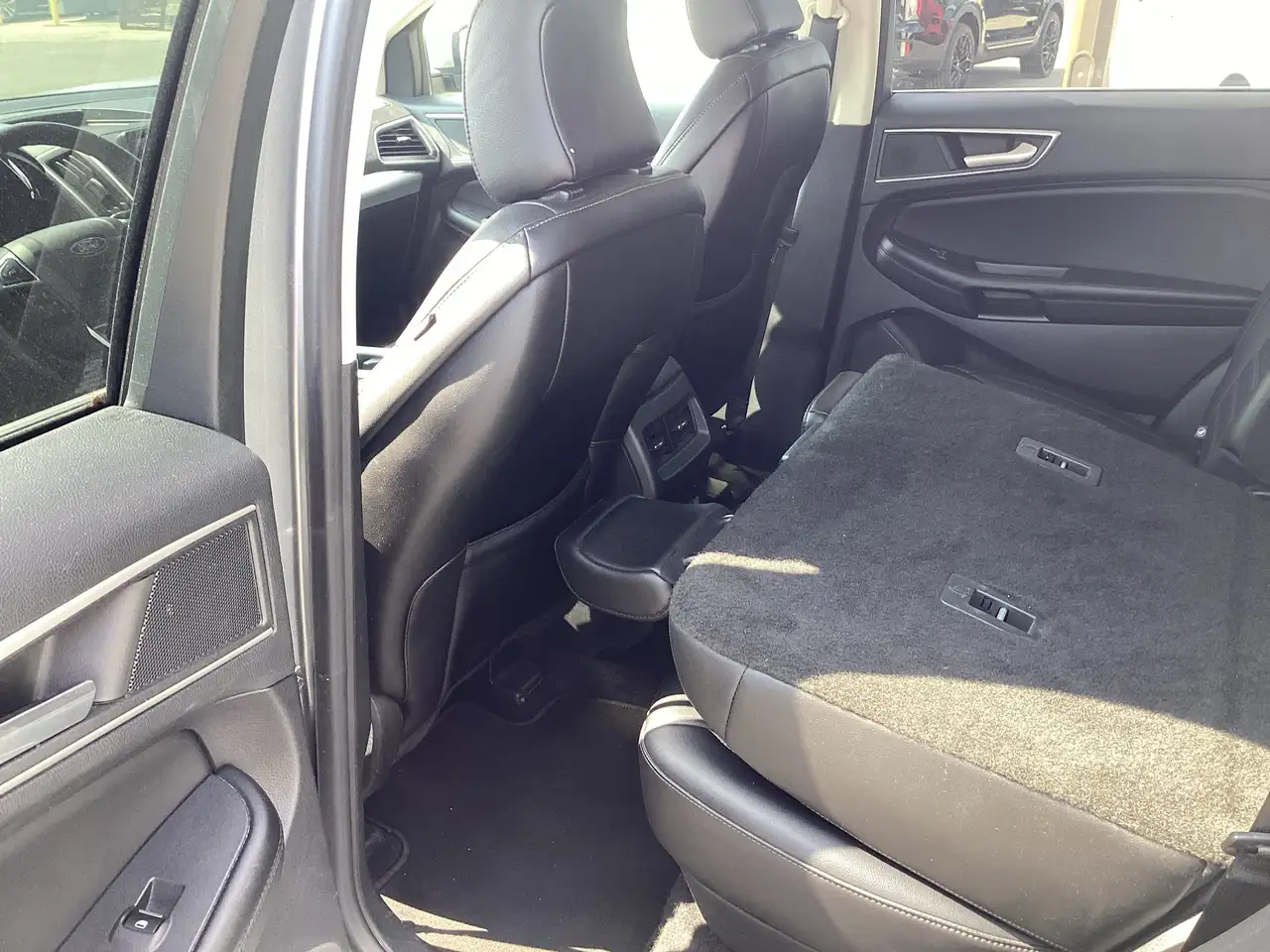 Ford Edge снимка Ford Edge