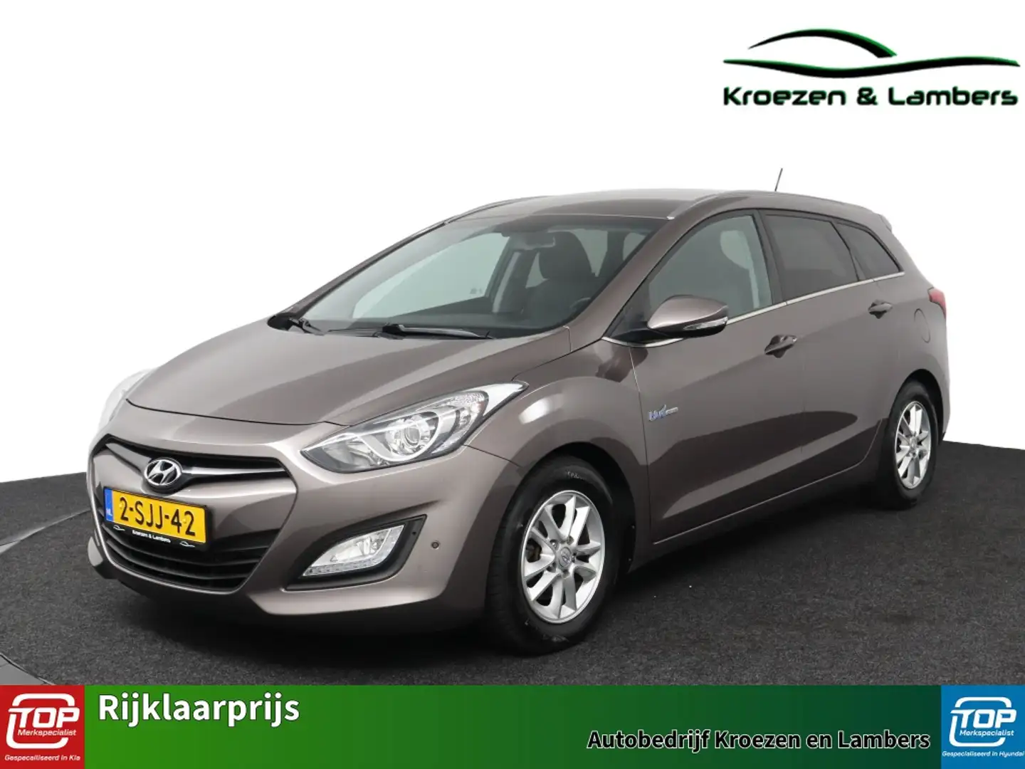 Hyundai i30 Wagon 1.6 GDi i-Motion Braun - 1