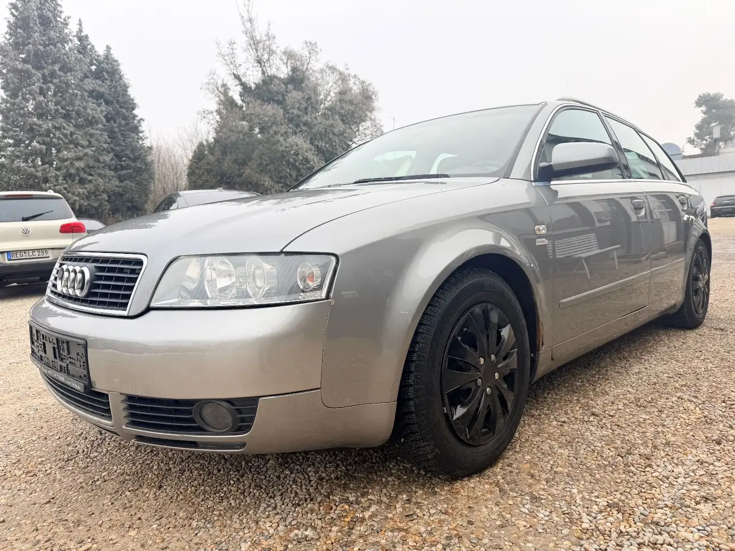 Audi A4 1.9TDI AVANT KLIMAAUTOMATIK*SITZHEIZUNG*EU3 Beige - 2