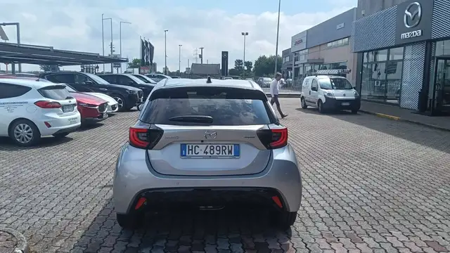 Mazda Mazda2 view 6