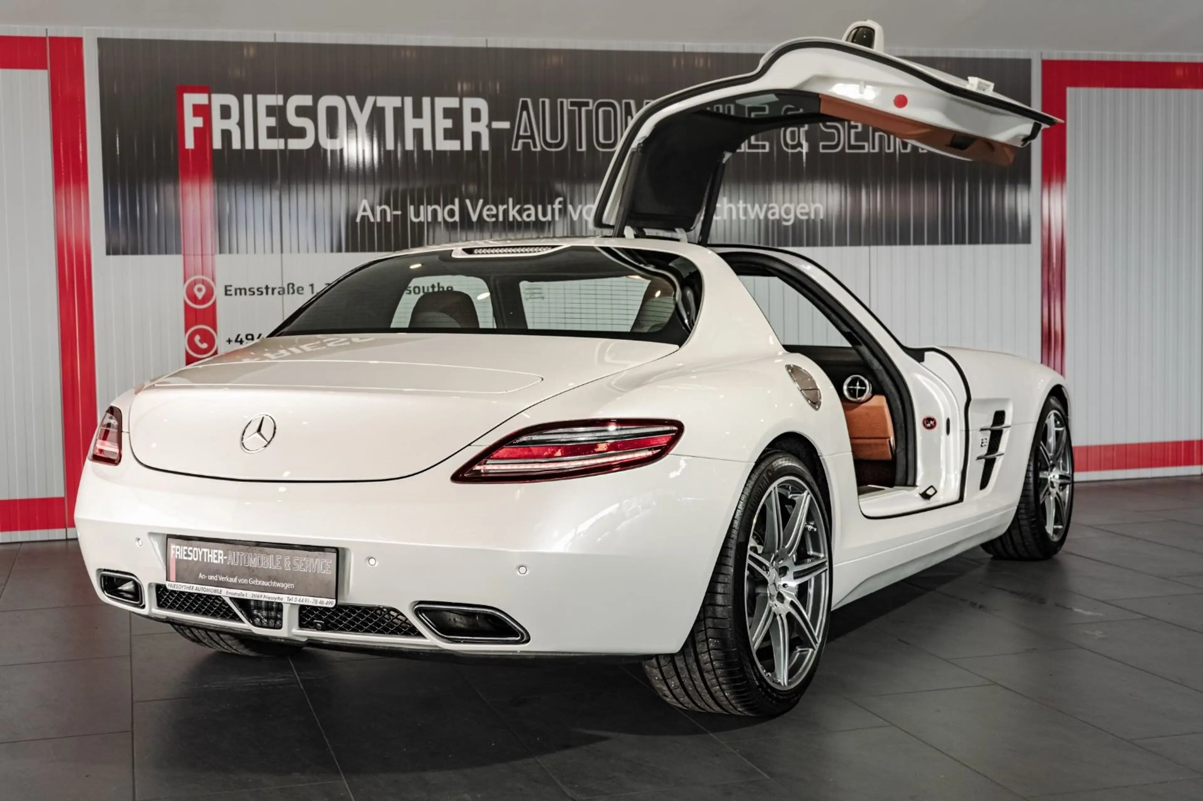 Mercedes-Benz SLS Coupe einzigartige Farbkombi Sammlerfzg — photo 13