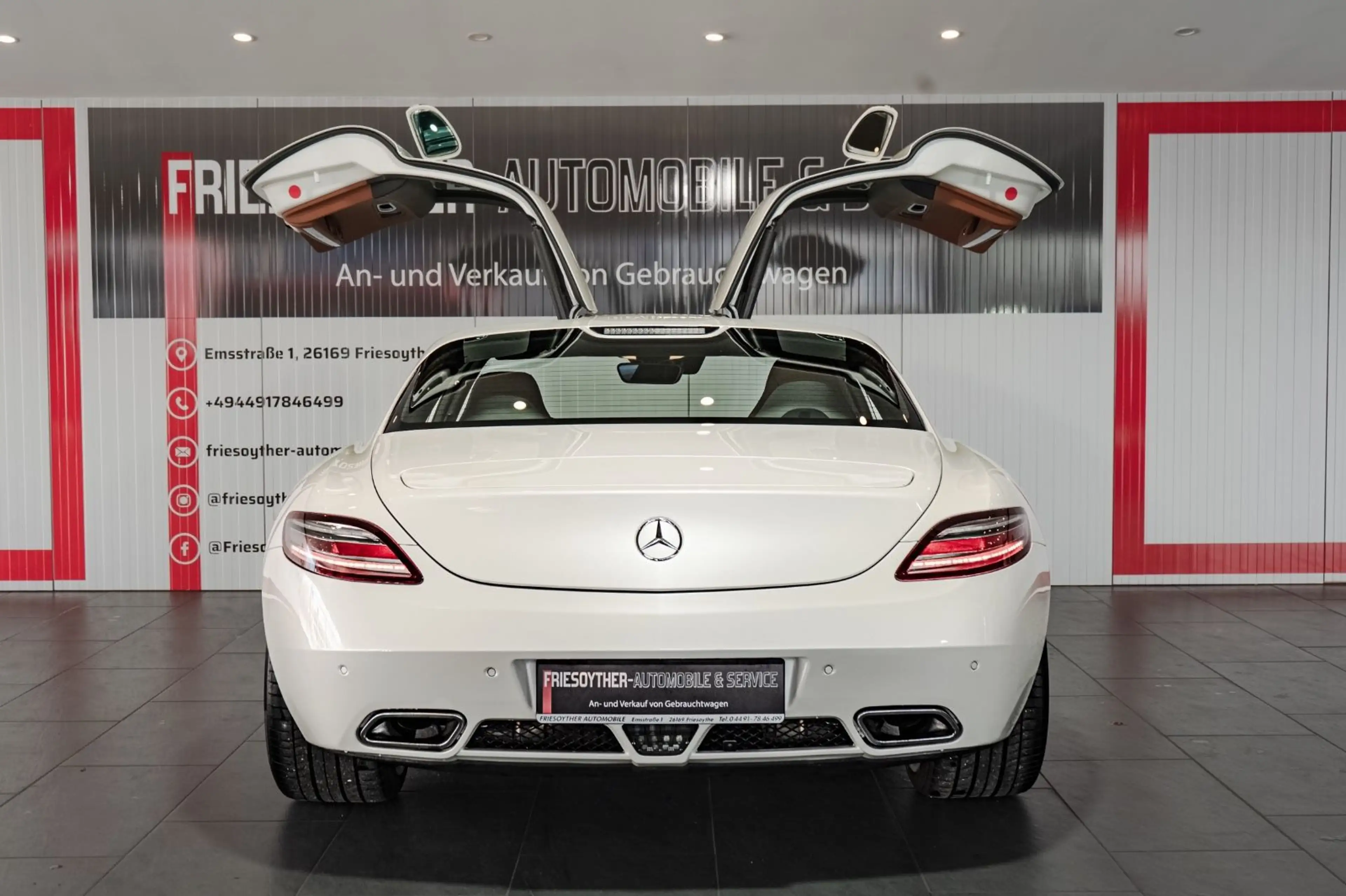 Mercedes-Benz SLS Coupe einzigartige Farbkombi Sammlerfzg — photo 12