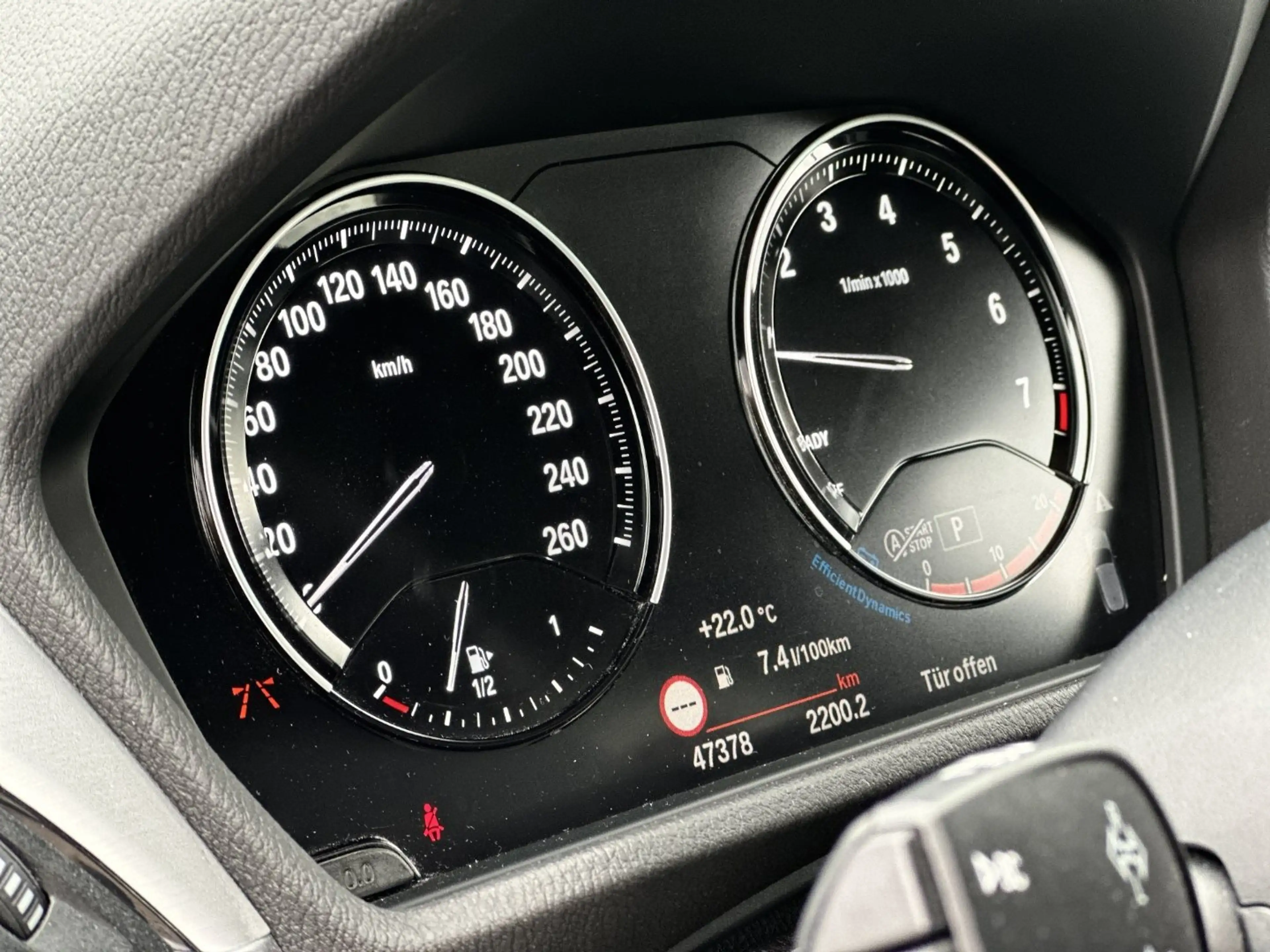BMW X2 sDrive20i — photo 11