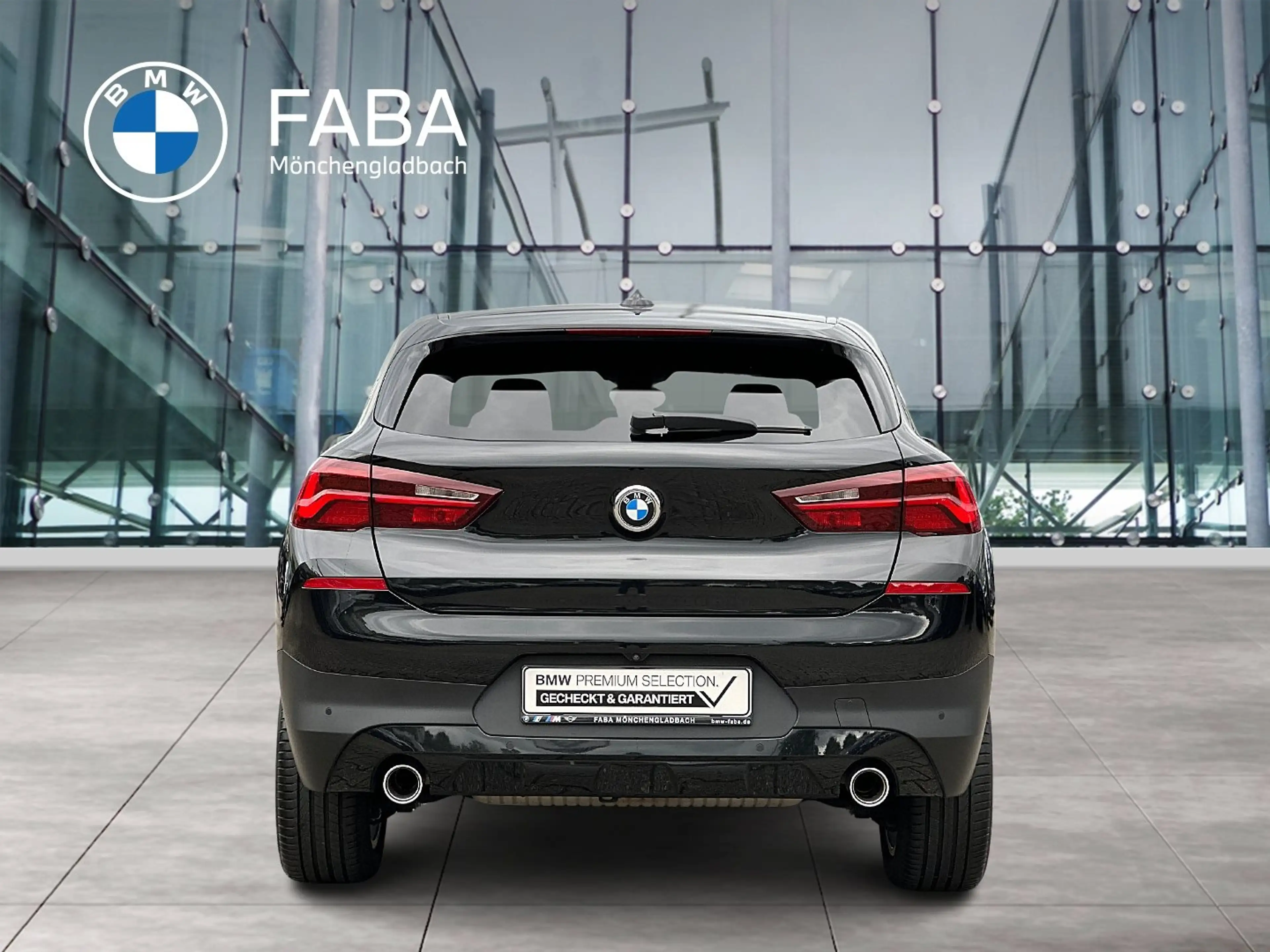 BMW X2 sDrive20i — photo 3