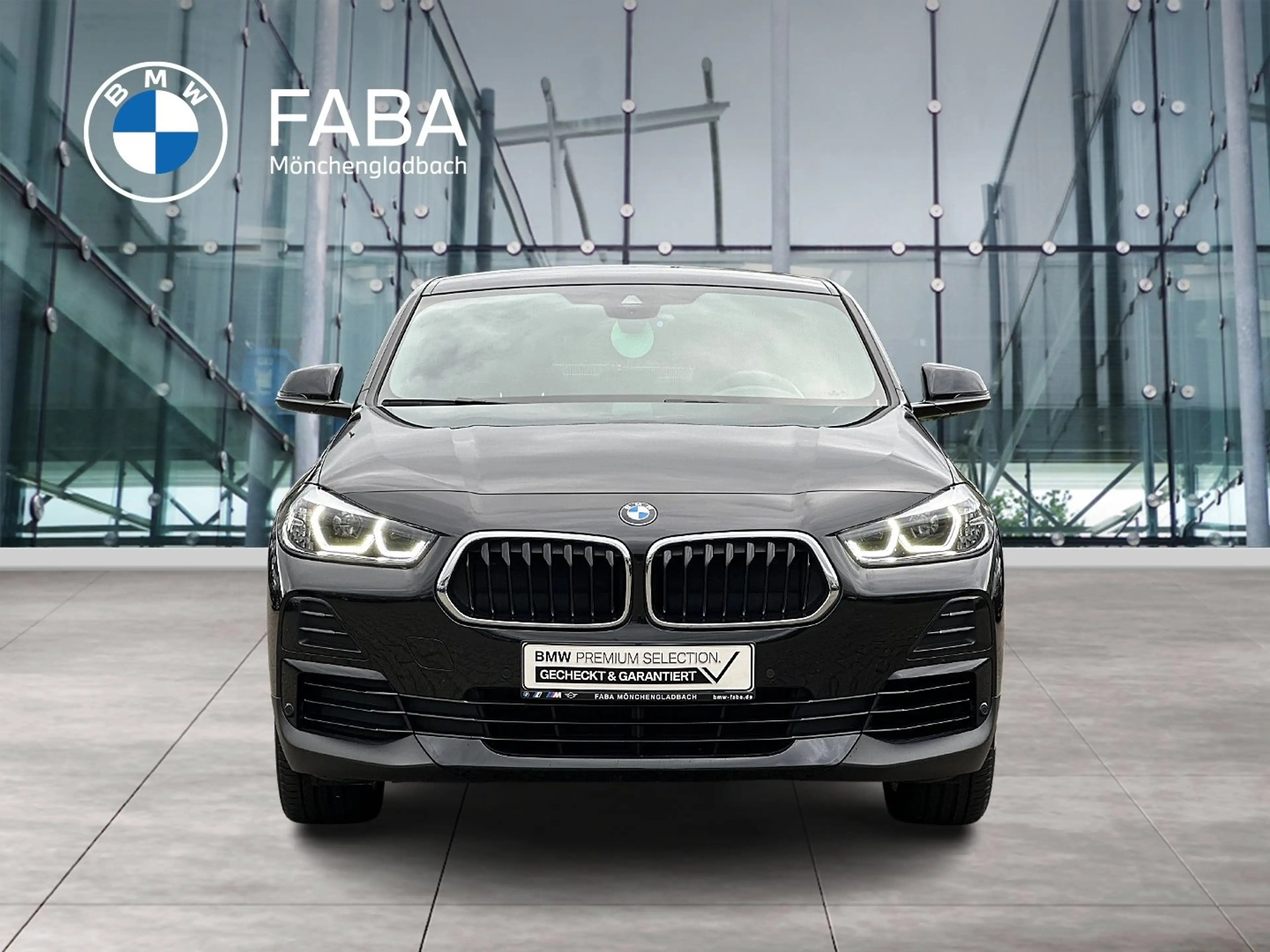 BMW X2 sDrive20i — photo 4