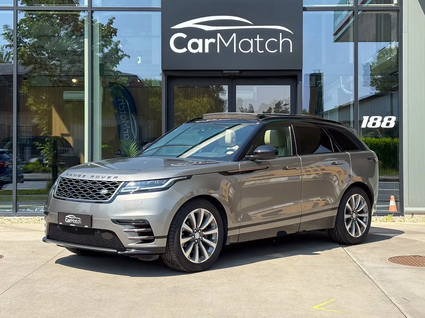Land Rover Range Rover Velar 2.0 R-Dynamic S - DEALER/EXPORT ONLY! Argent - 1