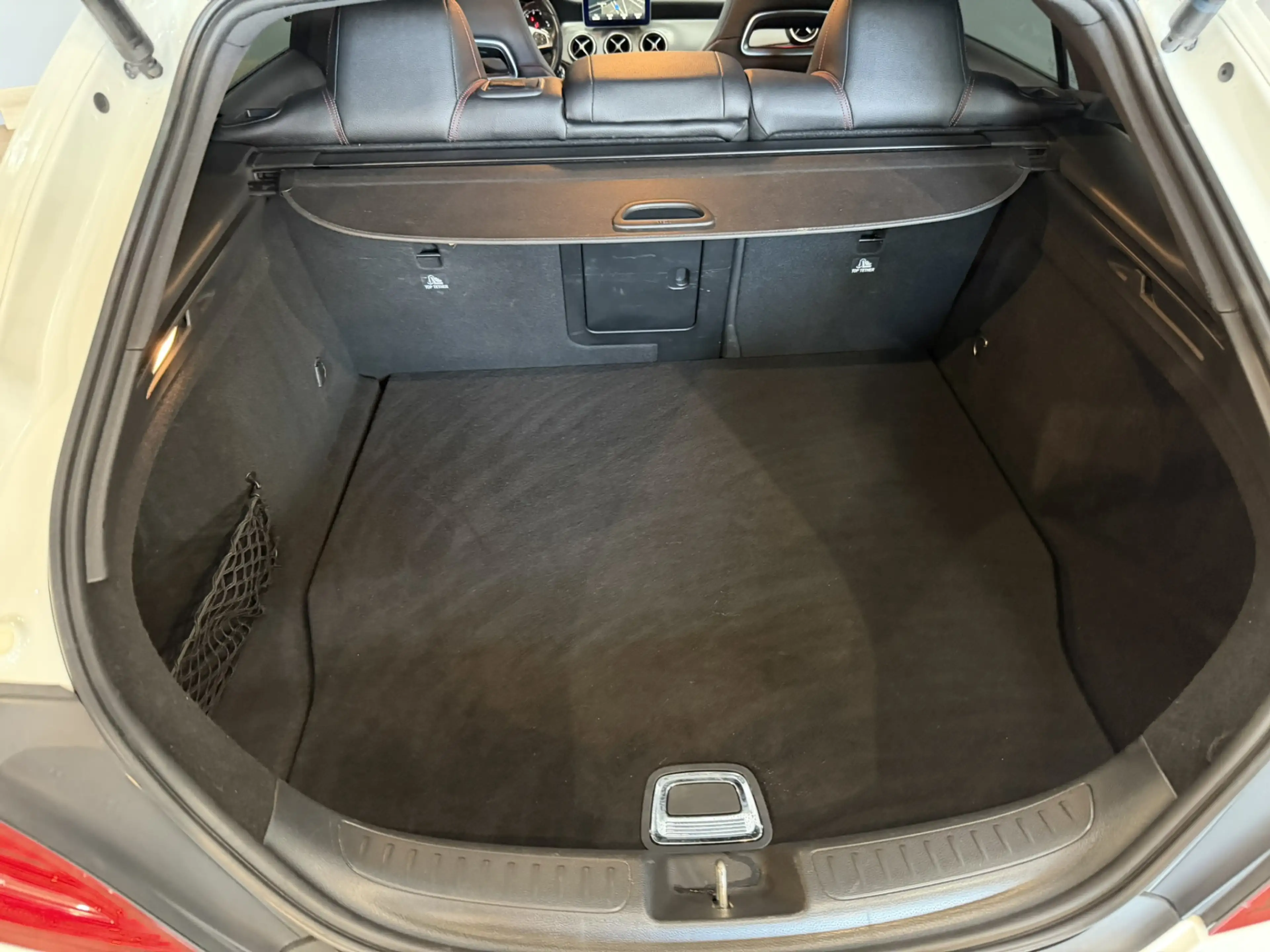 Mercedes-Benz CLA 200 Shooting Brake AMG Ambition Airco ECC | Panorama | — photo 35