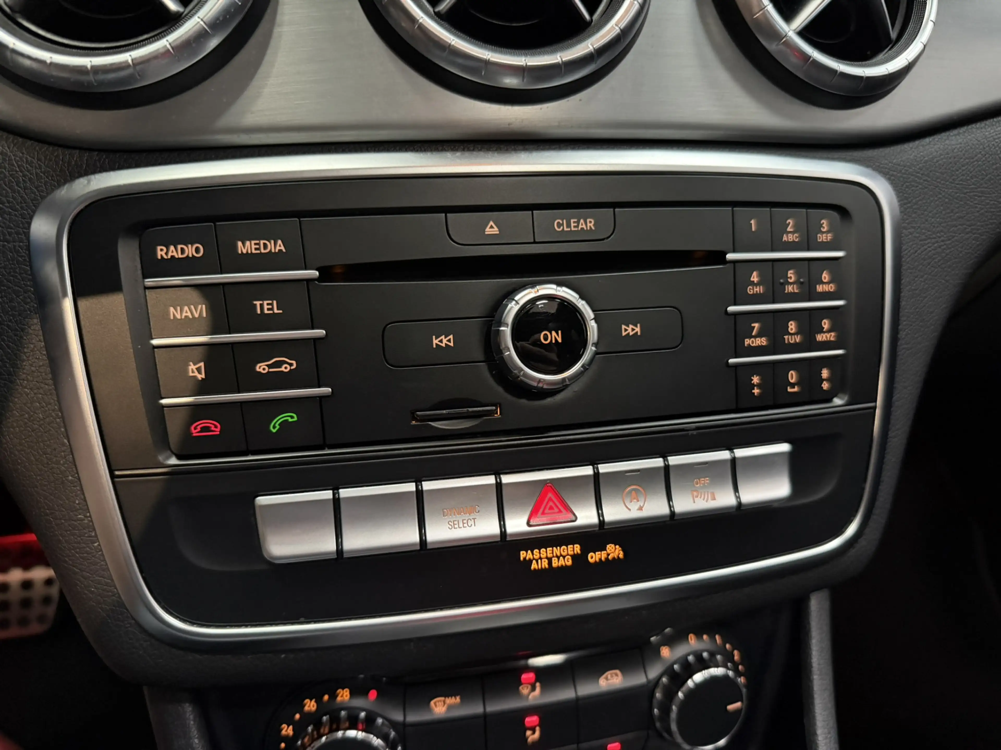 Mercedes-Benz CLA 200 Shooting Brake AMG Ambition Airco ECC | Panorama | — photo 24