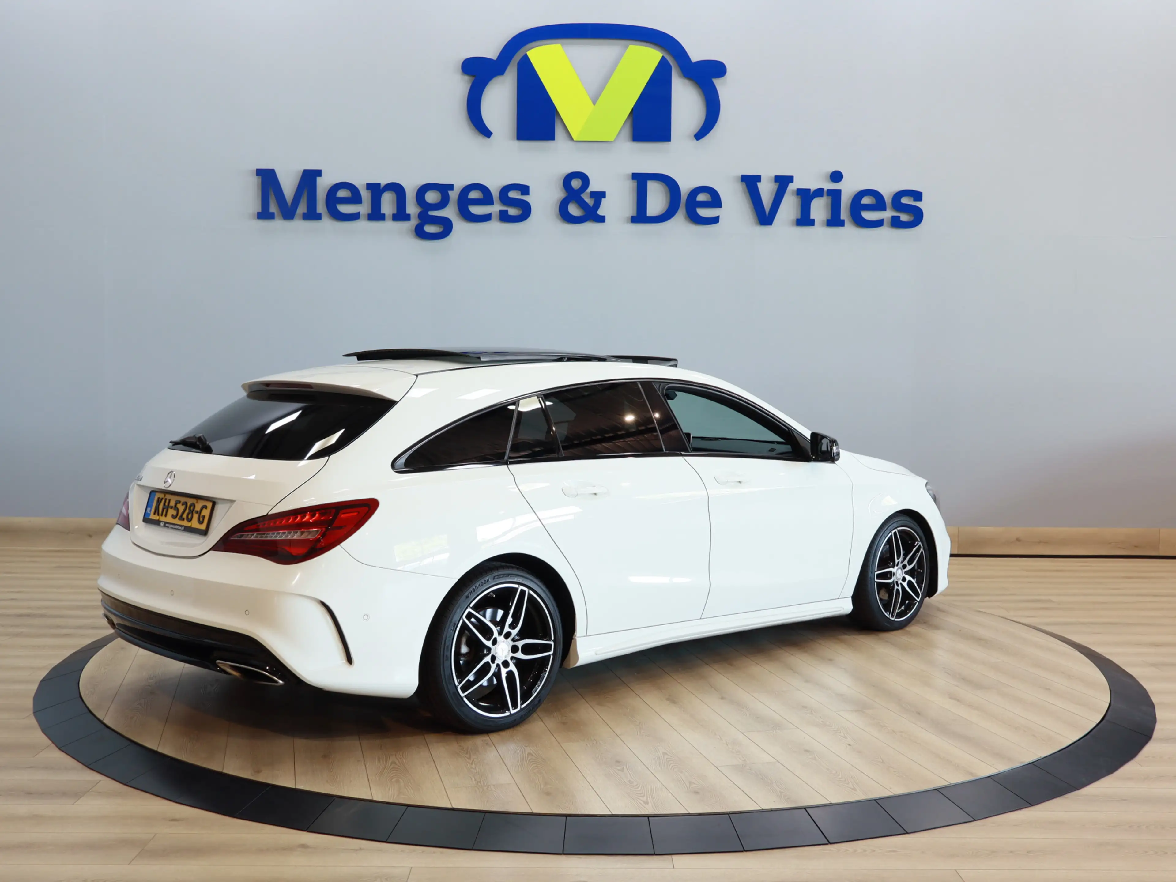 Mercedes-Benz CLA 200 Shooting Brake AMG Ambition Airco ECC | Panorama | — photo 3