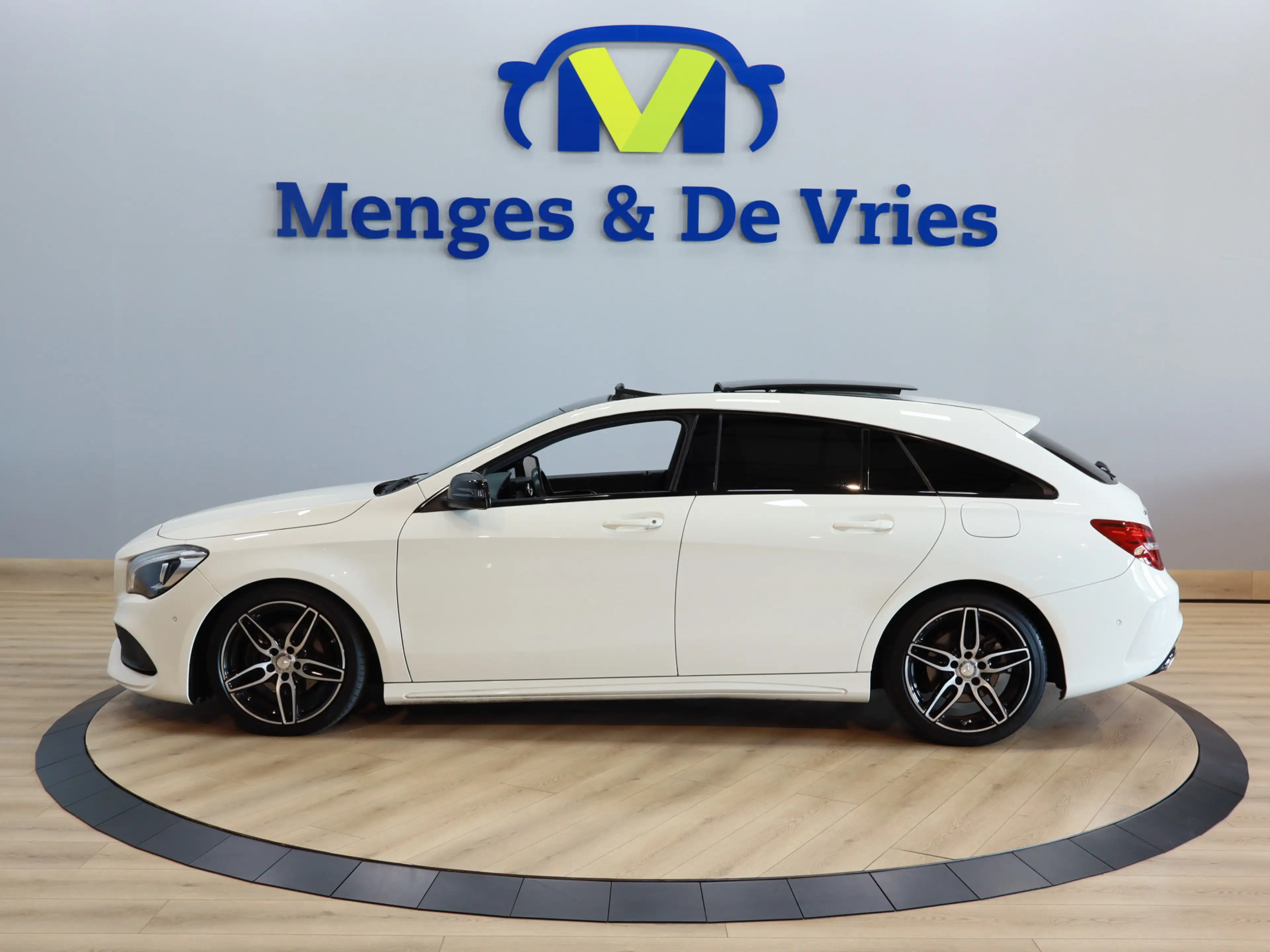 Mercedes-Benz CLA 200 Shooting Brake AMG Ambition Airco ECC | Panorama | — photo 6