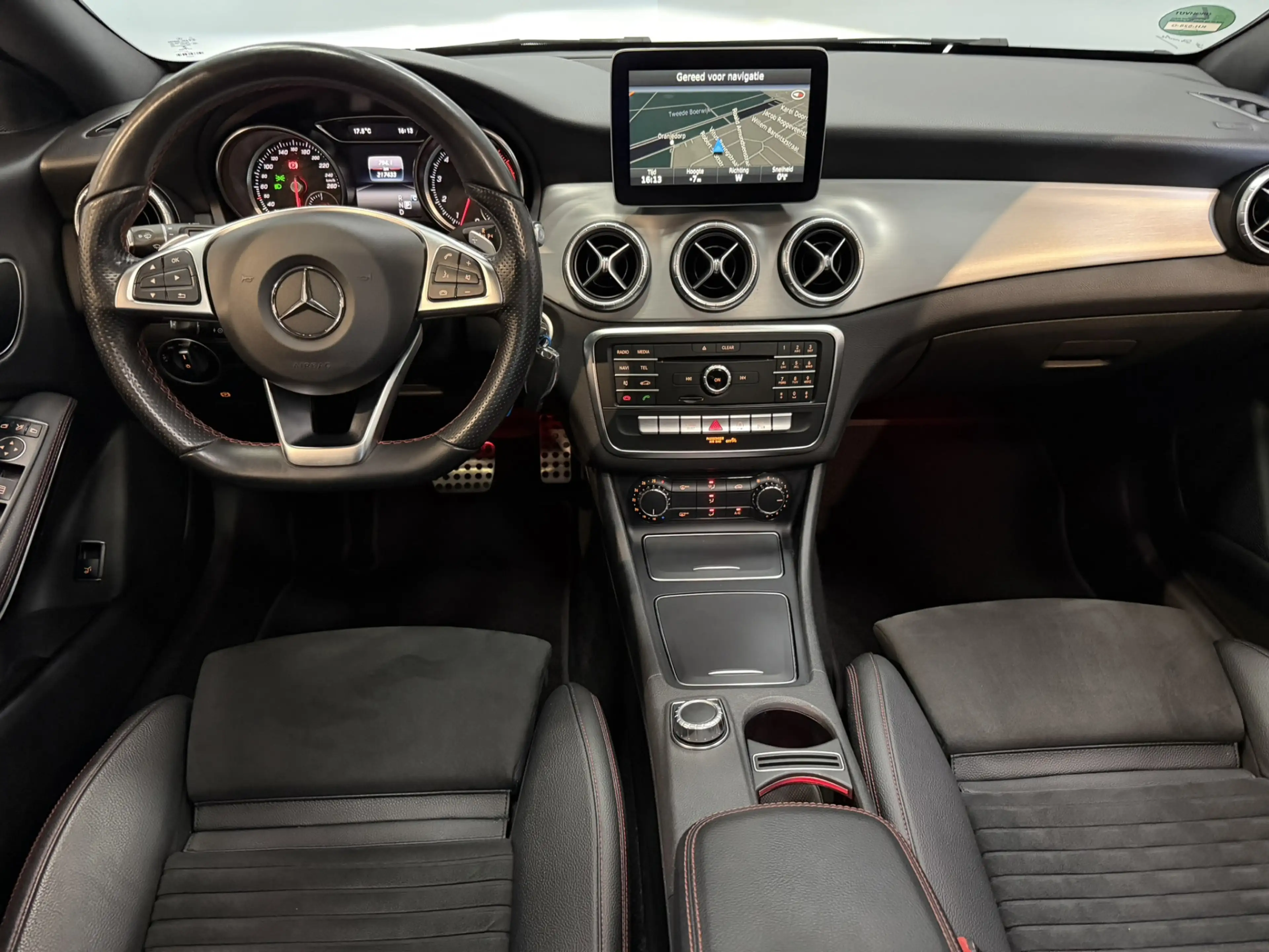 Mercedes-Benz CLA 200 Shooting Brake AMG Ambition Airco ECC | Panorama | — photo 28