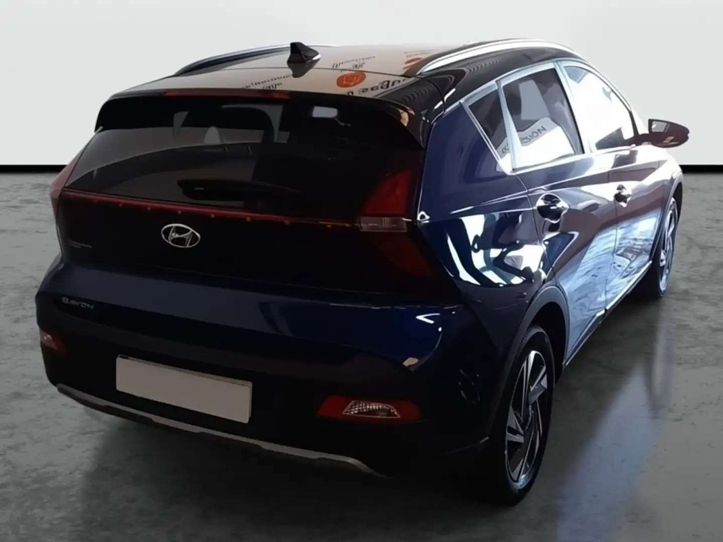 Hyundai BAYON 1.0 T-GDi 73,6 kW (100 CV) MT6 2WD Blackline Editi Azul - 2